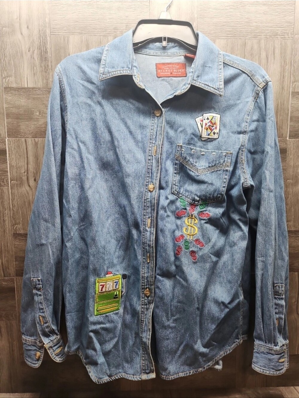 Atlast Blues Denim Button Down Long Sleeve Shirt Casino 777 Jackpot Medium